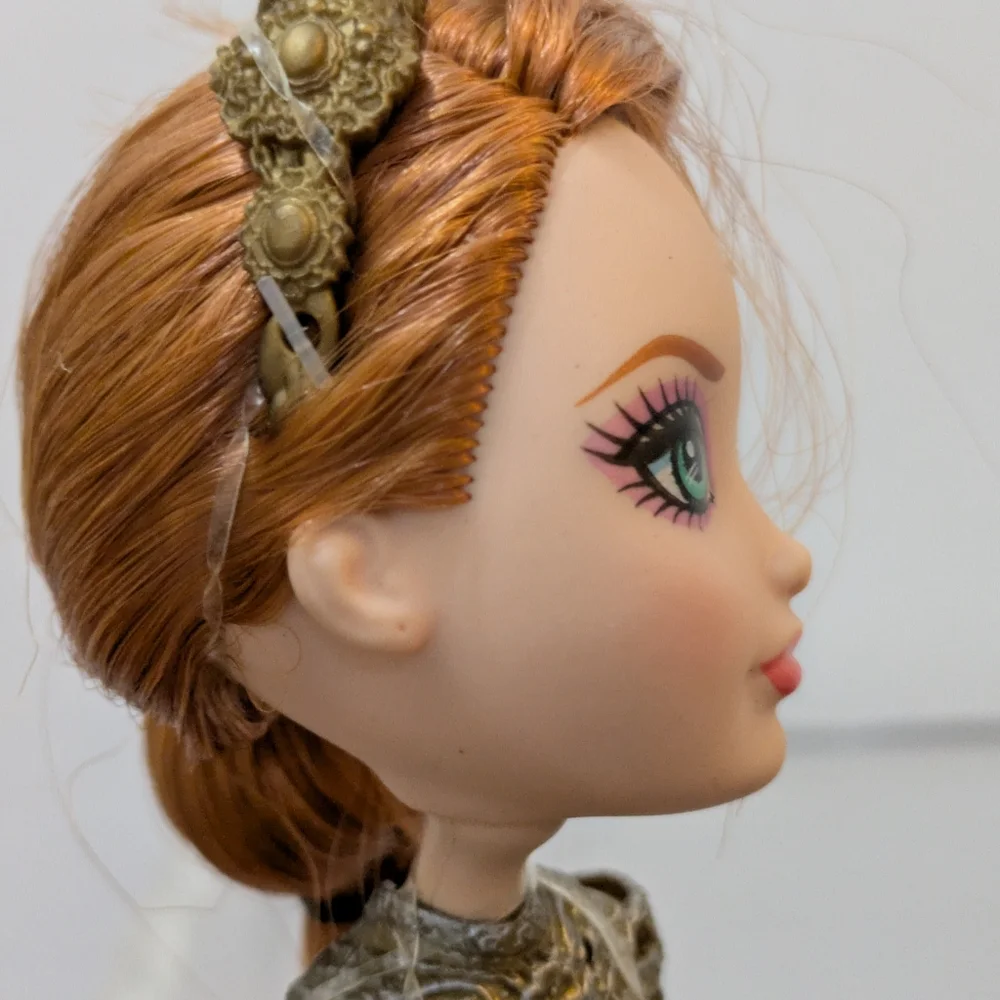 Ever After High Dragon Games Holly O’Hair Doll